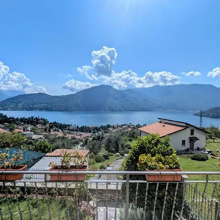 La Casa Della Seta Bed & Breakfast 3*