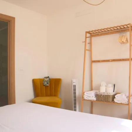 La Casa Della Seta Bed and breakfast 3*